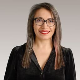 Dr. Zeynep Kurnaz